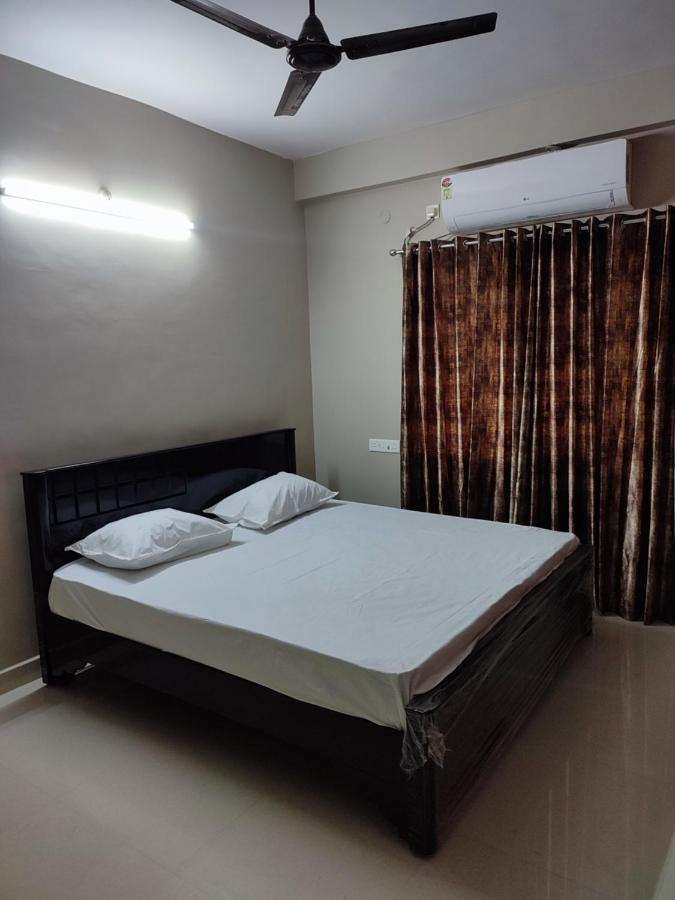 Rahul'S Castle Guest House Visakhapatnam Exterior photo